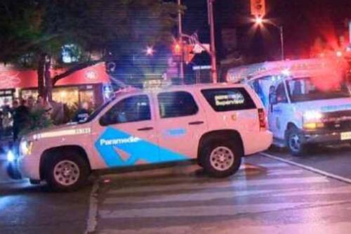 Spari in strada a Toronto, un morto e 14 feriti. Ucciso l'attentatore