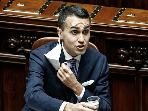 Minacce di morte a Luigi Di Maio, individuati gli autori dei messaggi online