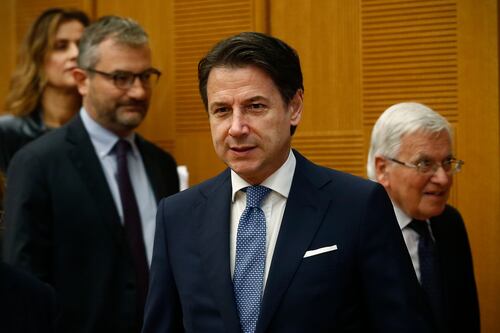 Zitti zitti, aumentano pure l'Imu
