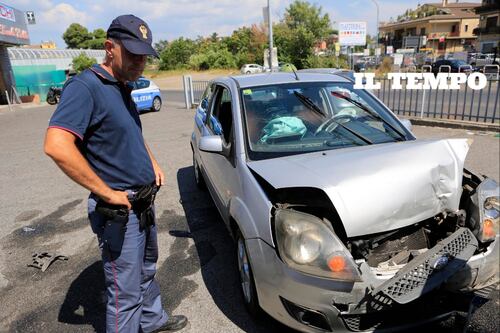 Roma, sparatoria da far west. Panico in strada sulla Casilina