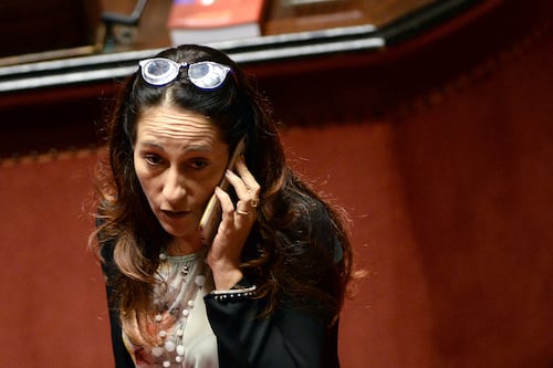 Il Tar: la madre della Taverna deve lasciare la casa popolare