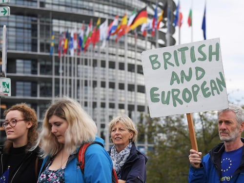 Brexit, Westminster rinvia. Johnson a un bivio