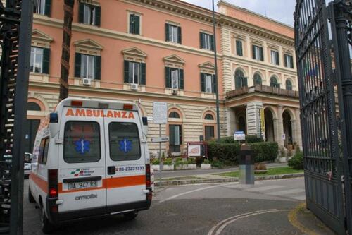 Muore a 15 anni di meningite. Profilassi all'alberghiero Vespucci