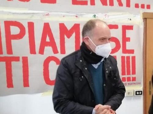 "Ganzi davvero", la svolta pop di Enrico Letta. Selvaggia Lucarelli la tocca leggerissima