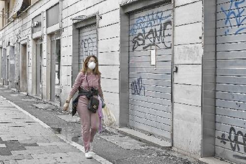 Coronavirus, a Roma un negozio su tre non riaprirà