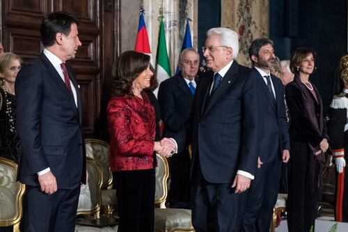 Mattarella avverte i partiti: "Basta liti". E se la prende con la disoccupazione