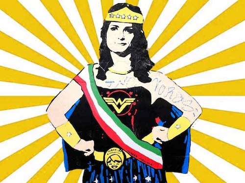Beppe Grillo e la "guerriera" Virginia: massimo sostegno alla Raggi