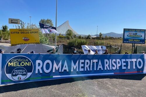 "Roma e lo sport meritano rispetto". Flash mob a Tor Vergata con gli atleti dell'Asi