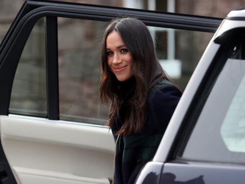 Meghan Markle, vietato l'abito bianco per le nozze con il principe Harry