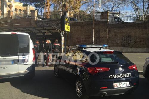 Militare trovata morta alla stazione metro Flaminio. Ipotesi suicidio