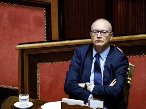 Occupazioni, mano ferma di Valditara: "Chi rovina una scuola deve pagare"