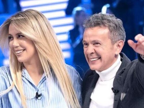 Wanda Nara, lapsus alla banana con Pupo