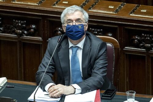 Fisco, la cartella si paga a rate: riscossione con dilazione per i debiti congelati per Covid