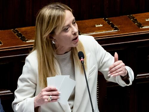 Giorgia Meloni risponde a Elly Schlein: "Opposizione non usi pretesti. Il mio invito resta valido"