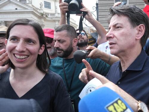 Conte e Schlein, altro flop del campo largo: il centrodestra vince anche in Molise