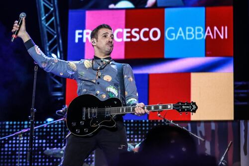 Il "Magellano" pop di Francesco Gabbani naviga fino agli Mtv Awards 2017