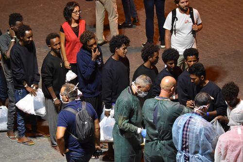 Migranti della Diciotti verso Rocca di Papa. Residenti in rivolta: "Ci portano malattie"