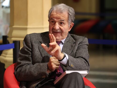 Crisi di governo, pure Romano Prodi sfotte Giuseppe Conte: “Si è suicidato”