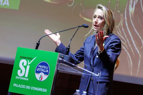 SÌ può fare. Arianna Meloni: "Orgogliosi del lavoro fatto ma non si vota sul governo"