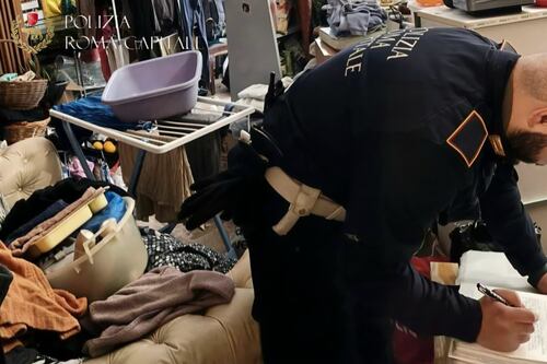 Choc a Roma: neonato nudo tra muffa e droghe. Denunciata la madre e arrestato il compagno