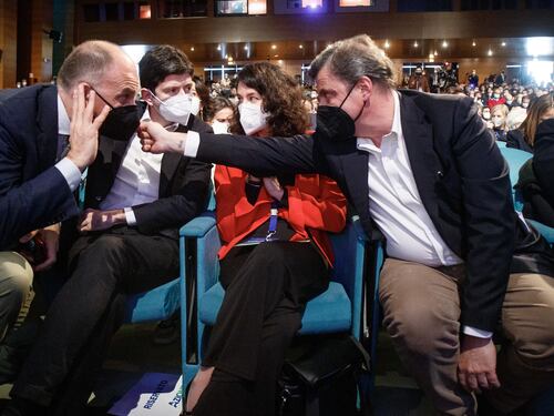 Il gancio di Carlo Calenda ad Enrico Letta: “Soluzioni sull’energia, o fai solo retorica?”