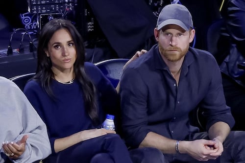 Harry e Meghan furiosi per l'ultima biografia reale: "Teorie del complotto"