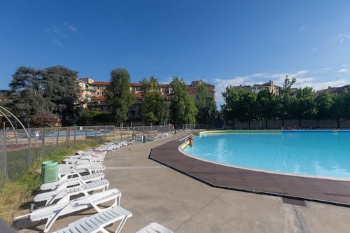 Piscine, il monito degli esperti dopo il caso di Roma: come evitare le nubi tossiche