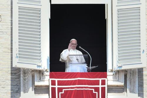 L'affondo del Papa sull'aborto: "È come affittare un sicario"