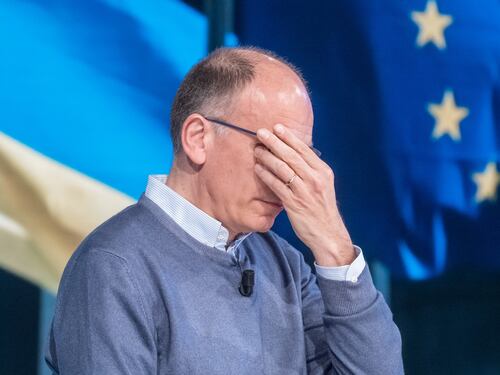 Sfida Macron-Le Pen, Enrico Letta s'inventa l'apocalisse