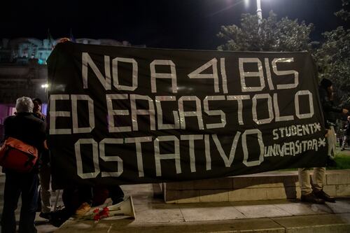 Roma, massima allerta per gli anarchici in corteo: città blindata