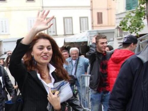 In Toscana lo strano destino di Susanna Ceccardi. Lanciata verso la gloria da... Renzi