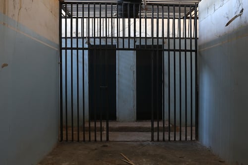 Costantino Russo si uccide in carcere. Era il figlio "pentito" del boss