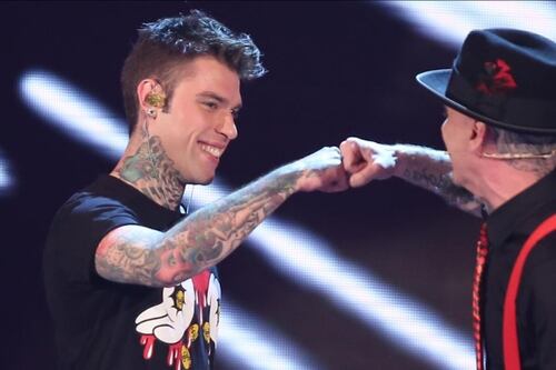 Fedez e J-Ax, due rapper nemici-amici uniti dai figli