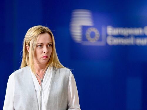 Governo, Meloni pressa l’Europa: sì al Mes, ma prima l’accordo sul Patto di Stabilità