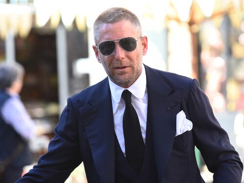 La denuncia di Lapo Elkann: a Roma non si può distribuire cibo ai poveri