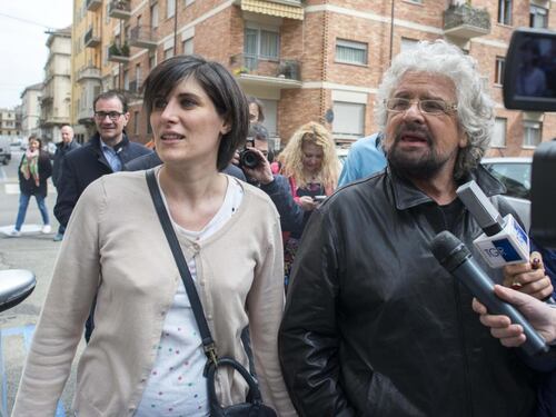 Bocciò Roma 2024 ma adesso benedice Torino 2026, Grillo promuove le Olimpiadi nel capoluogo piemontese