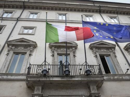 COMMISSIONE UE, MANOVRA A RISCHIO DI NON CONFORMITÀ CON PATTO STABILITÀ