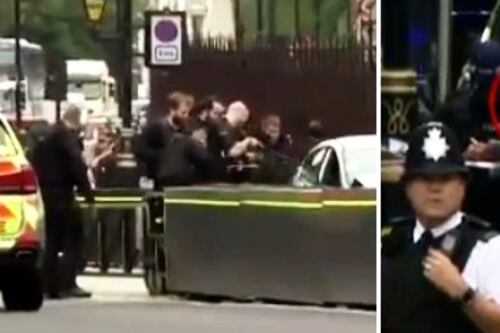 Panico a Londra, auto si schianta contro le barriere del Parlamento. Ci sono feriti, arrestato un uomo