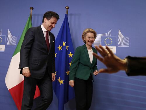 Recovery fund in salita. Conte vuole i soldi senza condizioni