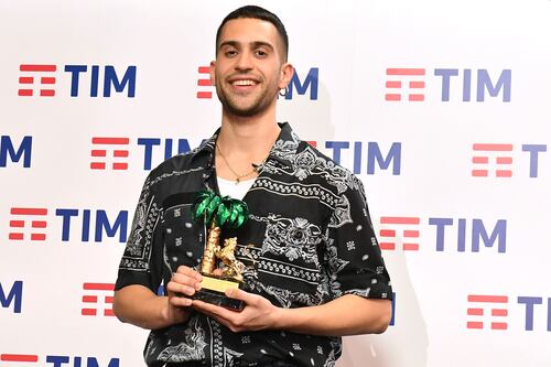 La sinistra salta su Mahmood per vendicarsi di Salvini