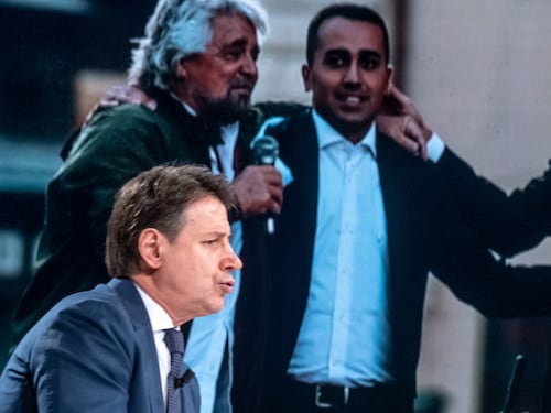 La metamorfosi di Grillo e Conte è compiuta, ora i 5Stelle sono un partito: lo statuto in Gazzetta ufficiale