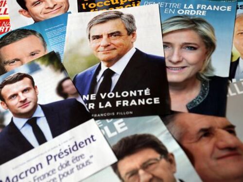 Francia al voto con l'incubo terrorismo. Seggi blindati, 50mila agenti schierati