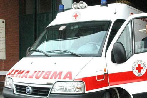Schiacciato nel cassonetto dei vestiti usati. Muore bambino di 10 anni