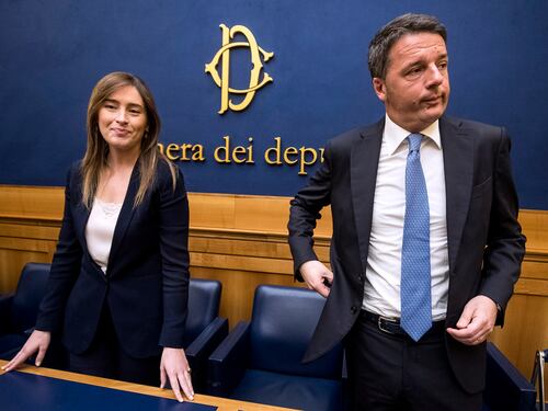 Renzi vola nei sondaggi. Boschi in prima linea nella campagna acquisti