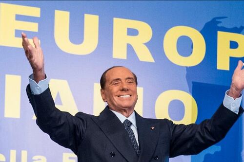 Berlusconi si candida alle Europee: "Lo faccio per senso di responsabilità"