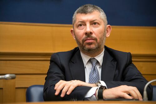 Scalfarotto visita gli americani in carcere e il Pd lo scarica