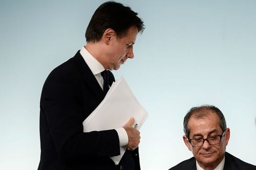Le tasse aumenteranno fino al 2021
