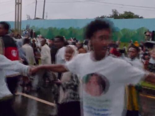 Meloni in Etiopia, cori da stadio al suo passaggio: il video che provoca un travaso di bile a sinistra