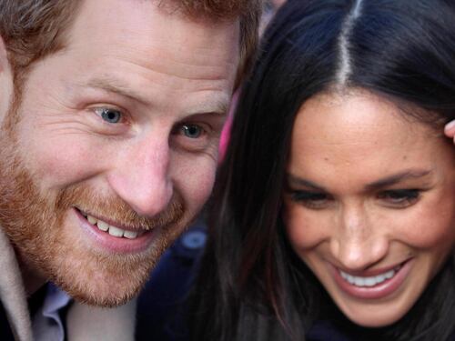 La Regina Elisabetta farà gli auguri a Meghan e Harry in diretta tv