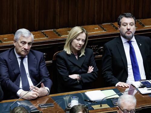 Regionali Marche, la sinistra si divide anche in piazza e trema per i sondaggi